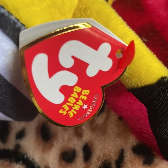 Ty Beanie Babies Despicable Me 3 Tom Prisoner Minion Plush 2017 Yellow - Picture 3 of 3